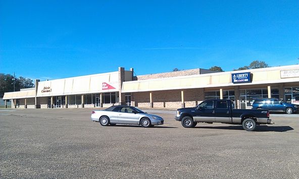Hamilton Center: 225 Bexar Ave E, Hamilton, AL 35570